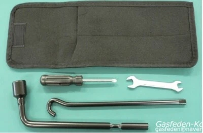 1994~Presente Hyundai Accent, Verna, Solaris, i25 Excel OEM Kit de herramientas de neumáticos de repuesto  Foto 1 de 4