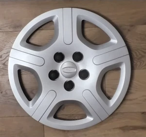 Ford Freestar : 2004, 2005, 2006, 2007, Silver, 16-Inch, Factory Hubcap - Picture 1 of 10
