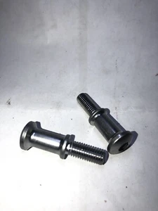 Honda CB CBR CBF 1100 1000 600 BOLT HOOK vite gancio bagagli M8X20 OEM NOS 2pc - Imagen 1 de 3