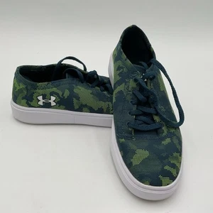 Under Armour Kickit 2 Low Utility Jugend Sneaker Grün Camouflage Größe 5Y - Bild 1 von 9