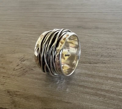 Envoltura de alambre de astilla 925 capa de plata esterlina hecha a mano anillo banda para mujer talla 8,25 Foto 1 de 4