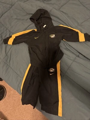 Nike Mizzou Tigers Chándal Jogging Conjunto Chaqueta Pantalones 2T Niño Negro Foto 1 de 3