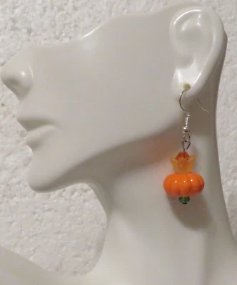 Pendientes colgantes hipoalergénicos hipoalergénicos calabaza coronada de Halloween de 1" Foto 1 de 3