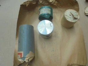  KIT PISTONI LANCIA APRILIA 1500 DIAMETRO 75,61 STF + FASCE - Picture 1 of 2