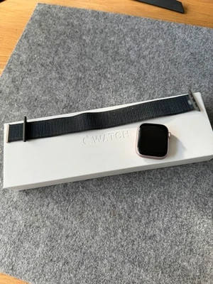 Apple Watch 9 Pink Roségold 41mm GPS - Bild 1 von 4