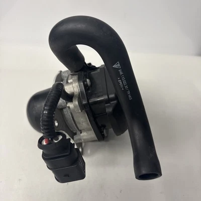 Bomba de aire secundaria Porsche Macan 2015-2018 3,0 L V6 OEM Foto 1 de 4