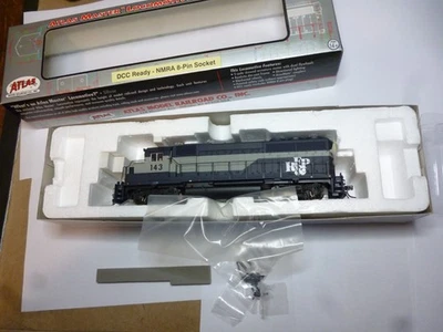 Atlas Silver 10 000 398 GP40-2 Richmond Fredericksburg Potomac RF&P  #143 - Image 1 of 4