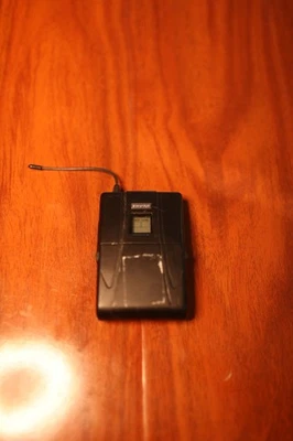 Shure U1-M4 Transmitter 662-692MHz Wireless Bodypack Transmitter - Image 1 of 4