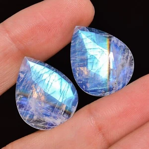 Regenbogen Mondstein Birnenform facettierter Edelstein Paar 19,5 Kt. 22X17X3 mm Y-6209 - Bild 1 von 1