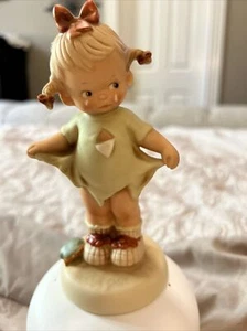 1988 Memories Of Yesterday Mommy I Teared It Little Girl Figure Vintage Rare - Picture 1 of 7