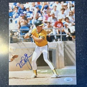 MARK McGWIRE signed 8x10 Photo!! Athletics & Cardinals Great! JSA COA - Picture 1 of 2