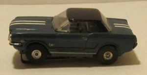 Coche de ranura Aurora TJet azul Mustang techo rígido #1372 con tinte verdoso - Imagen 1 de 11