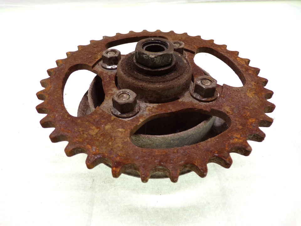 Honda C70 Passport 1983 usado OEM conjunto de piñón trasero envío rápido  Foto 1 de 4