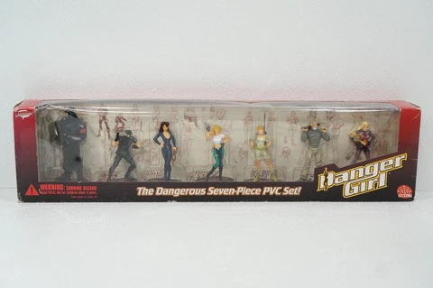 DC Direct Danger Girl Seven Piece PVC Set Cover