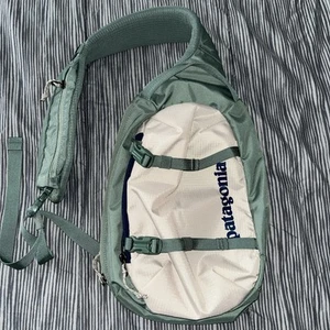 Patagonia Atom Sling 8L, One Size Crossbody Bag #48262FA22 - Picture 1 of 14