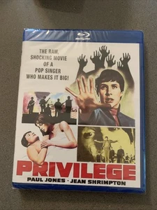 Peter Watkins' Privilege (Blu-ray, 1967) Paul Jones, Jean Shrimpton - Picture 1 of 2