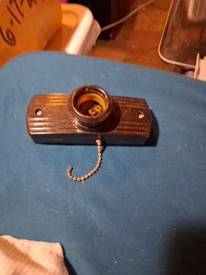 Vintage Antique Late 20s 30s Deco Brown Bakelite Leviton Lamp Light Holder #5235 - Image 1 of 3