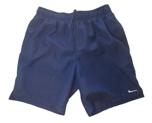 Pantalones cortos de natación Nike para hombre pequeños azul marino con logotipo NESSA559 calzoncillos deportivos de secado rápido - Imagen 1 de 3