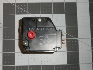 D7004106 - D7004103 - D70041-6 OEM Whirlpool Refrigerator Defrost Timer - Picture 1 of 4