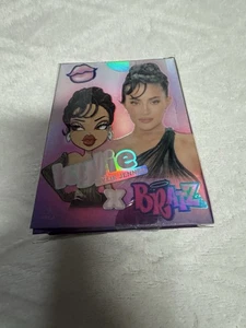 BRATZ x Kylie Jenner Collectible Figure 2 Minis in Each Pack Sealed Ripped Box - Imagen 1 de 5