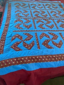 steppdecke neu hausgemacht blau und rot - Bild 1 von 11