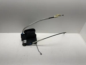 Cadillac CT4 2020-2025 actuador de bloqueo de pestillo de puerta delantero izquierdo OEM - Imagen 1 de 4