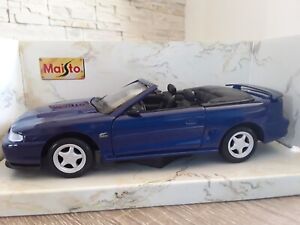 FORD MUSTANG GT 1994 BLEUE MAISTO 1:24 COMM