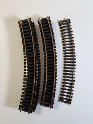 Lot of 10 - Atlas 15" R Curved Snap Track HO Scale - Image 1 of 2