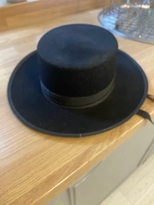 Vintage Henschel Black Felt Sombrero Espanol Bolero Hat - Picture 1 of 4