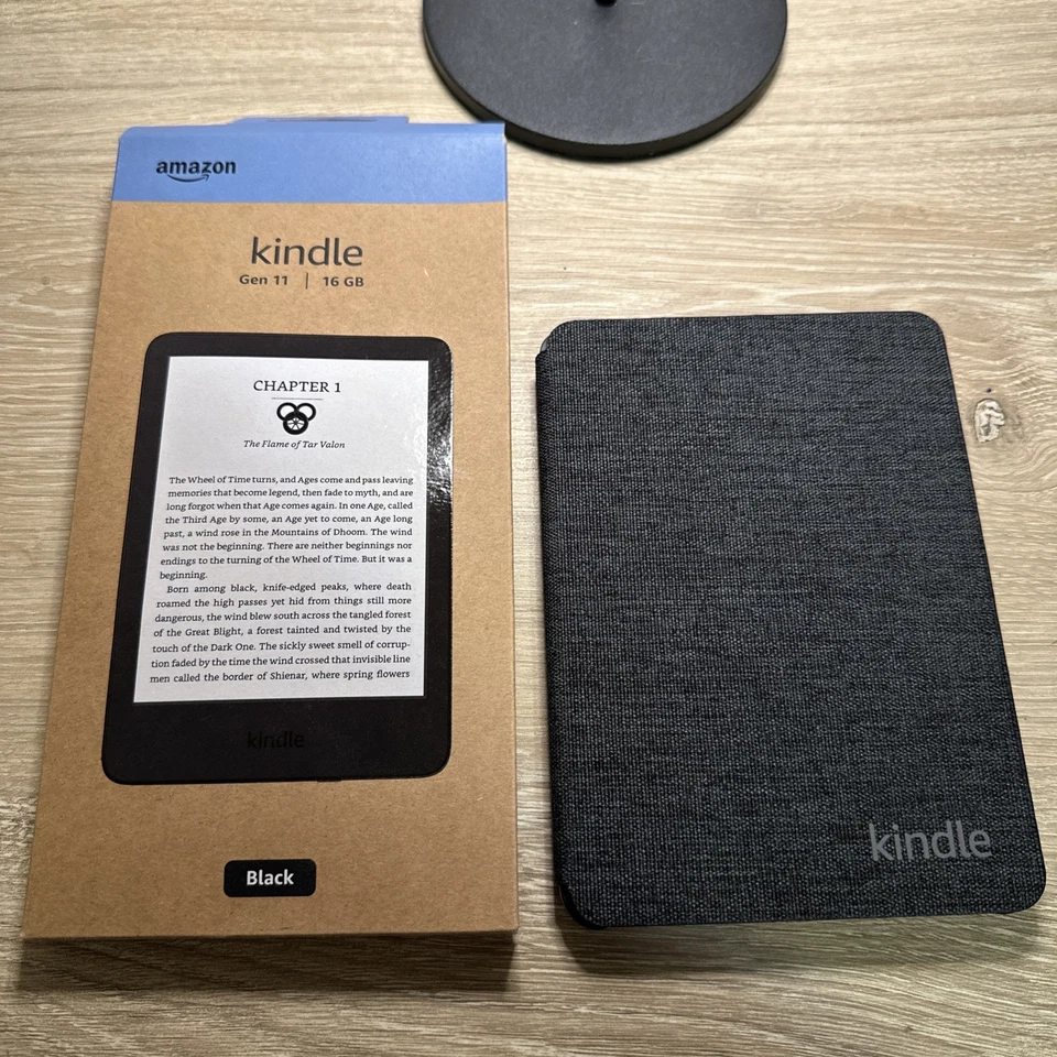 Kindle 11th Gen 2024 Release - Image 1 of 4