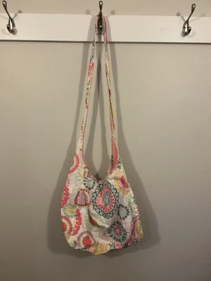 Bolso Hobo Bandolera Reversible Thirty-One Boho Medallón Cítrico Rosa Guinga Foto 1 de 4