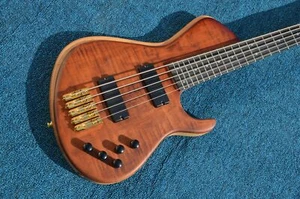 Heißer Verkauf klassische 5-saitige E-Gitarre Bass, Massivholz, hochwertiges Zubehör - Bild 1 von 13