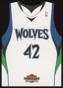 KEVIN LOVE 2009-10 Panini Threads Team Threads Home #26 - Picture 1 of 2