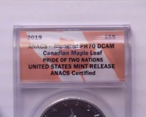2019 Canada 1 oz Silver Maple Leaf $5 Pride of Two Nations ANACS PR70DCAM - Picture 1 of 3