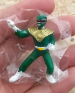 FIGURA DE GOMA GREEN POWER RANGER VERDE SABAN 1995 KINDER ? PANRICO ? 40mm - Imagen 1 de 2