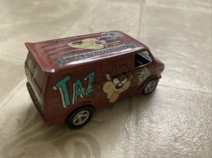Ultra Rare Tasmanian Devil 1975 Racing Champions Chevy Van Taz 1999 - Picture 1 of 7