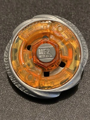 Beyblade Burn Cancer 90WD autêntico Takara Tomy luta de metal - Imagem 1 de 4