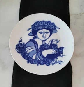 Bjørn Wiinblad ROSENTHAL STUDIO LINIE ART Wall Plate Lady in Blue on White 13" - Picture 1 of 5