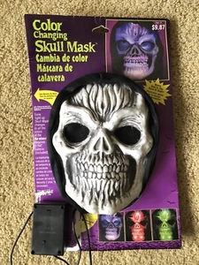 Color Changing Skull Mask - Fun World - 9221 - NEW! - Picture 1 of 10