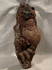 Vintage Plaster Raccoon Wall Decoration - Picture 1 of 7