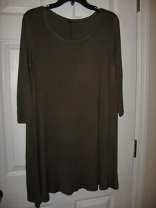 Tunica oscillante, oliva, collo scoop, maglia spandex rayon, orlo oscillante, 3/4 slv, L (3262) - Foto 1 di 8