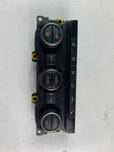 VW T6 Airconditioning Control Unit Heated Seats 7E0907040 - Picture 1 of 3