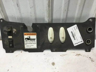 Panel de tablero Freightliner M2 106 SWITCH - Usado Foto 1 de 4