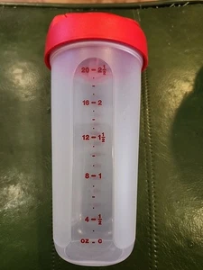 Tupperware Quick Shake 20 oz. Drink Shaker w/Red Seal NEW - Picture 1 of 5