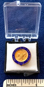 NOS Vintage 20 JAHRE Pfadfinderführer Veteran PIN & ETUI BSA Abzeichen Auszeichnung Uniform - Bild 1 von 5
