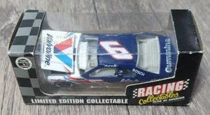 1995 Action Racing Collectables Club of America VALVOLINE #6 MARK MARTIN 1:64 - Picture 1 of 4