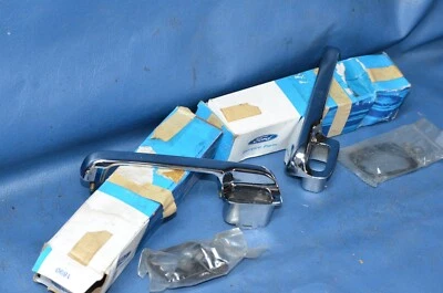 Juego de manijas de puerta exterior derecha y derecha Ford Van Econoline E8UZ-1522405-A nuevo de lote original 1980-1991 Foto 1 de 4
