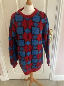 DELIGHTFUL HANDMADE JUMPER UNISEX THICK CHUNKY RED BLUE ABSTRACT VGC VINTAGE? - Picture 1 of 7