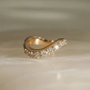 Elegant 0.90 TC Round Cut Waves Band,14k Solid Yellow Gold,Freeform Wedding Band - Picture 1 of 5