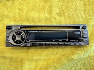 Original OEM Blaupunkt RPD 552 Autoradio Receiver 210 Watt nur Abdeckplatte - Bild 1 von 18